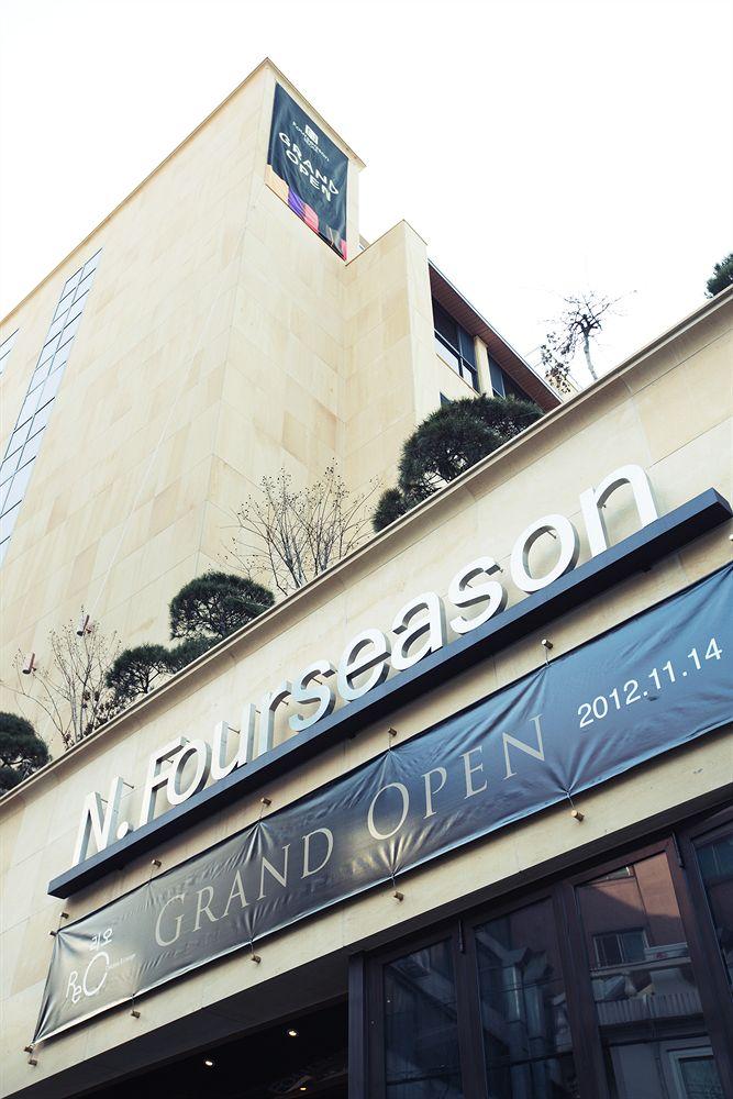 N Fourseason Hotel Myeongdong Seoel Buitenkant foto